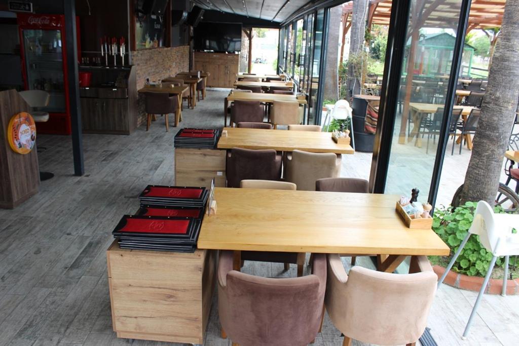 Side Alya Hotel Exterior photo